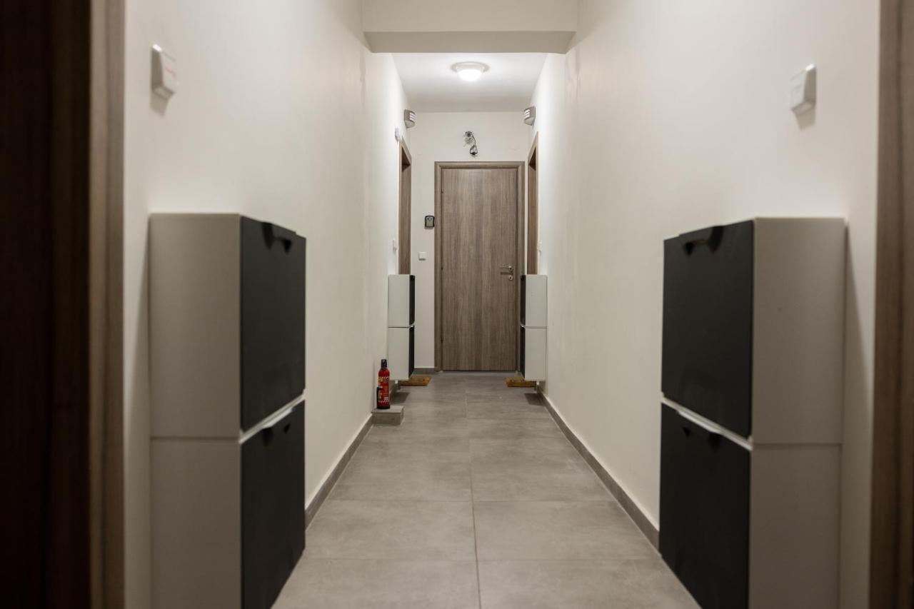 Luxury In Downtown Apartment *
